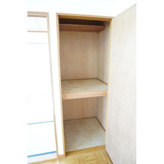 収納　洋室の収納