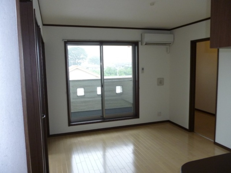 居室・リビング　図面と現状に相違がある場合には現状を優先