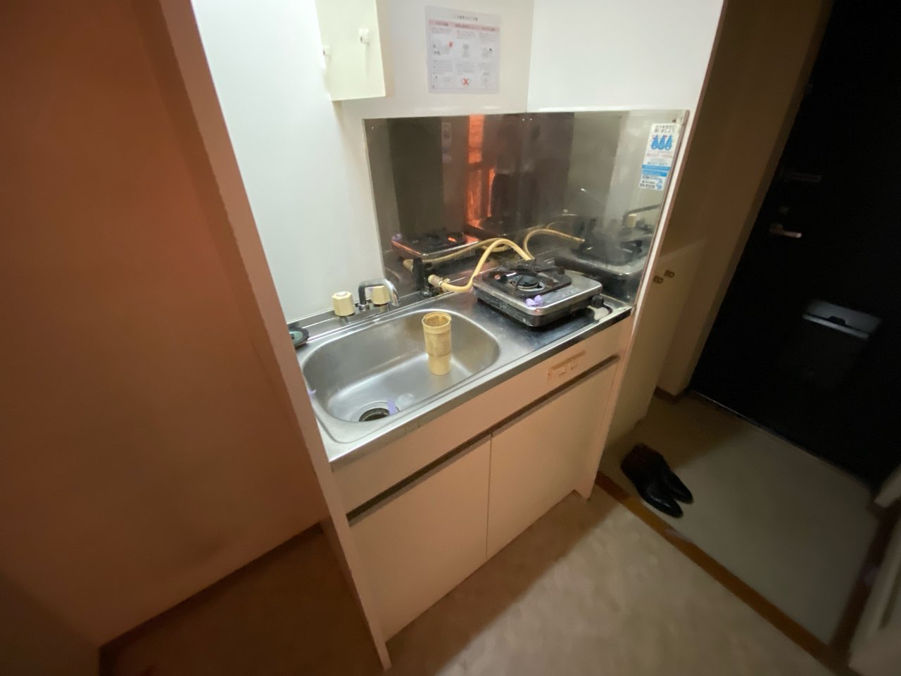 キッチン　シンプルでコンパクトなキッチンです！