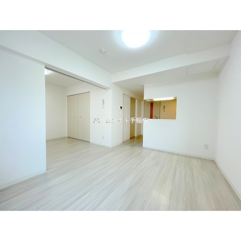 居室・リビング　明るいリビング♪