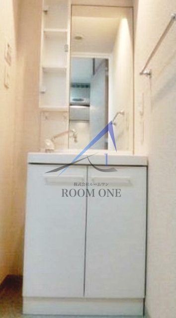 洗面設備　洗面台です。