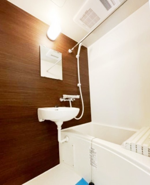 バス・シャワールーム　別部屋同仕様タイプ