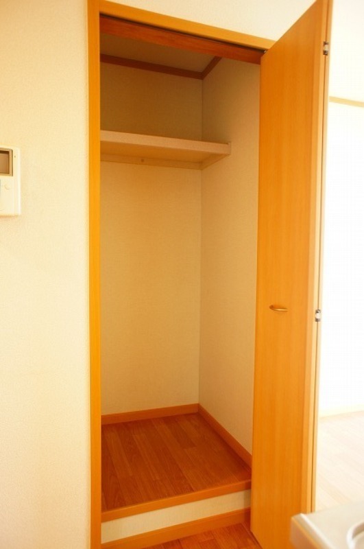 収納　図面と現状に相違がある場合には現状を優先