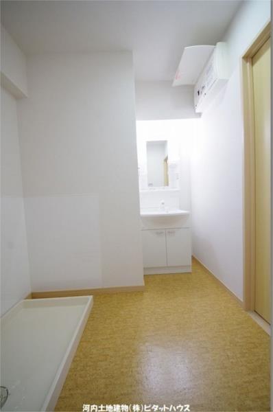 洗面設備　洗面所（類似室内）