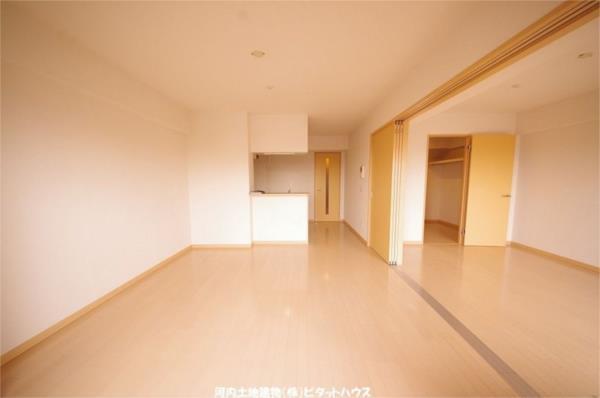 居室・リビング　ＬＤＫ（類似室内）