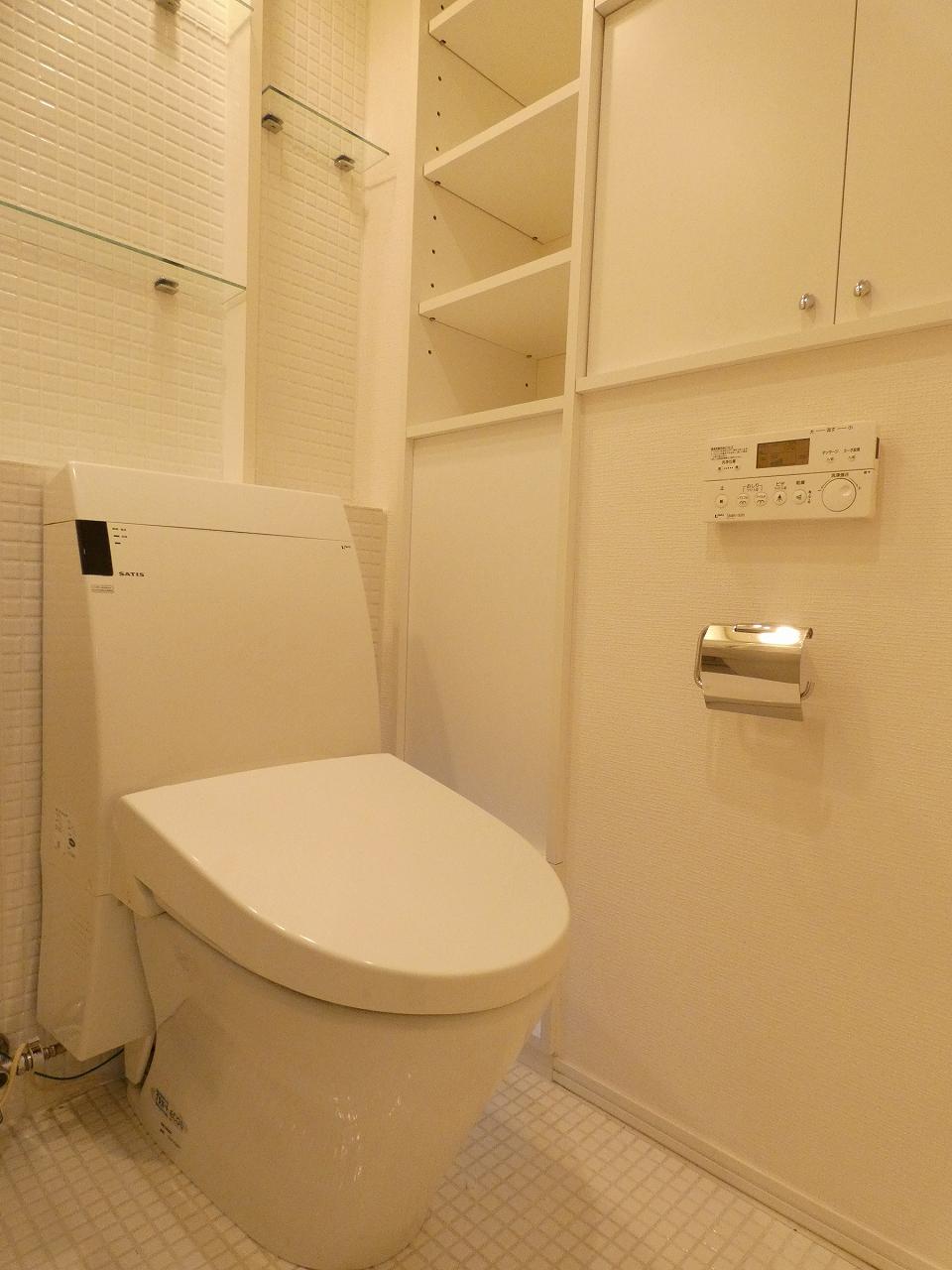 トイレ　トイレ