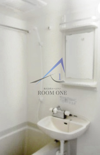 洗面設備　洗面台です。