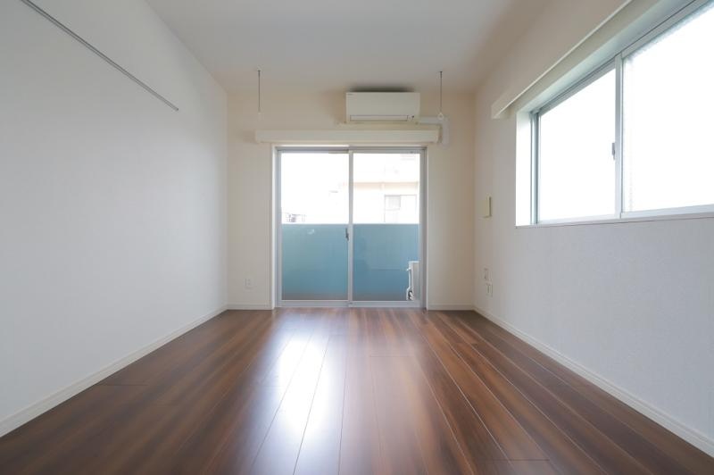 居室・リビング　☆広々としたリビング☆