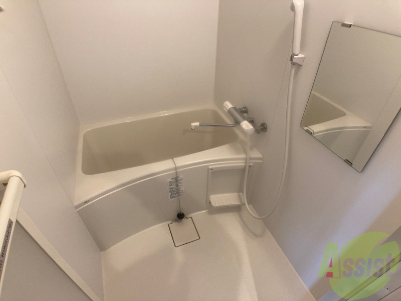 バス・シャワールーム　お風呂です！一日の疲れを癒してくださいね！