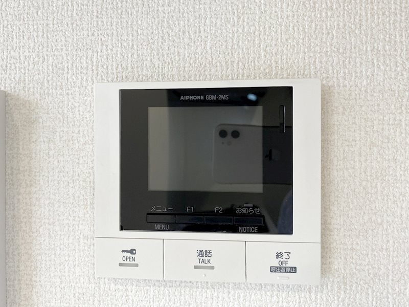 セキュリティ　モニター付きインターホン