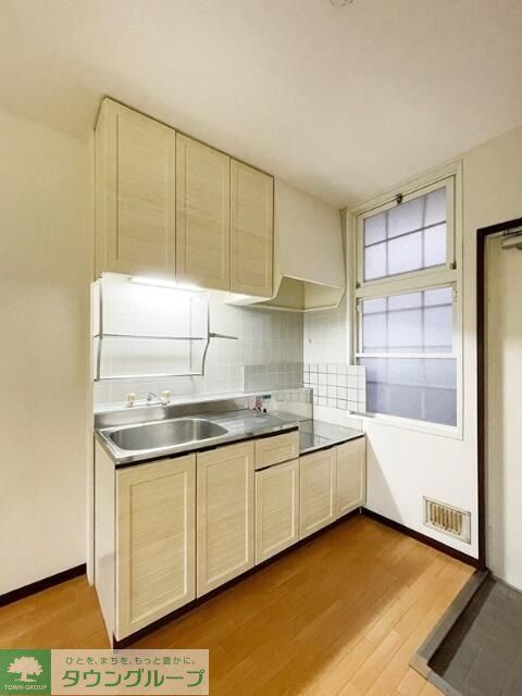 キッチン　※別部屋参考写真