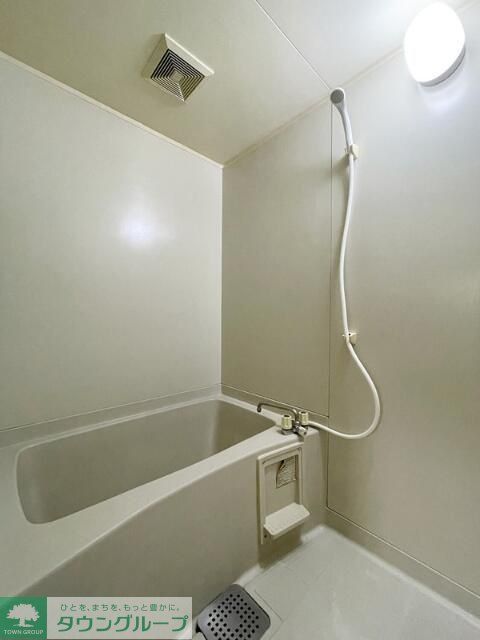 バス・シャワールーム　※別部屋参考写真