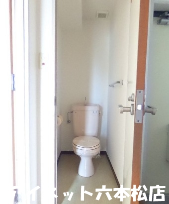 トイレ　落ち着く空間ですね。