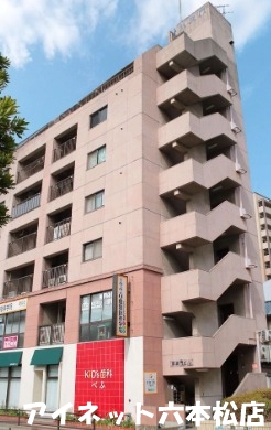 建物外観　事務所使用可能の1LDK物件です。