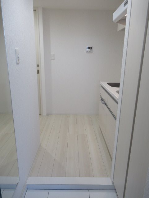 玄関　※参考写真