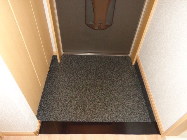 玄関　玄関（イメージ）