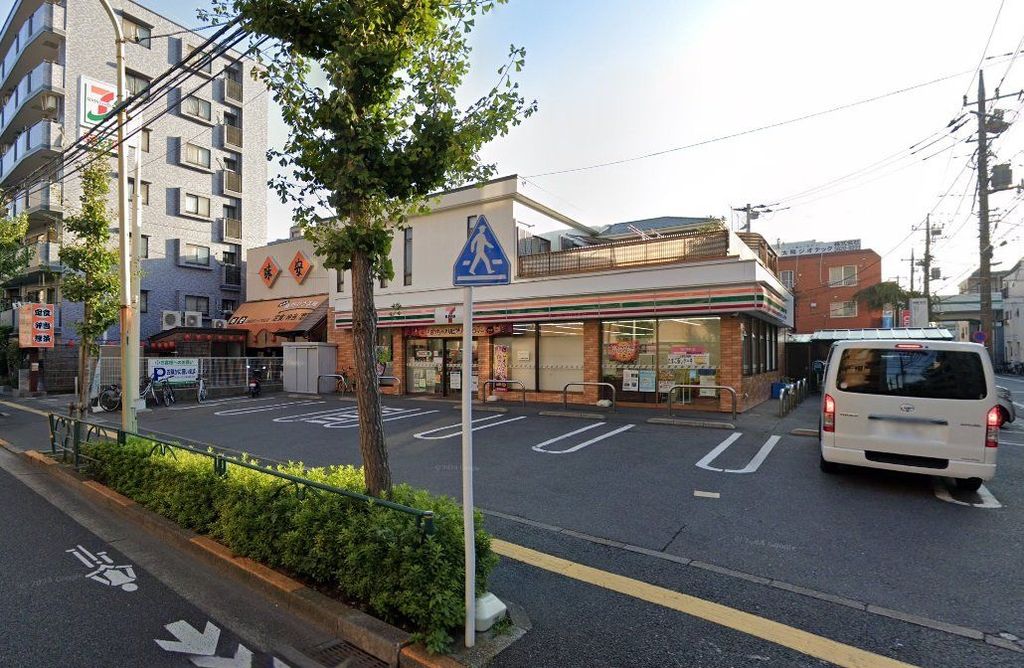 コンビニ　セブンイレブン足立東綾瀬店（コンビニ）まで20m