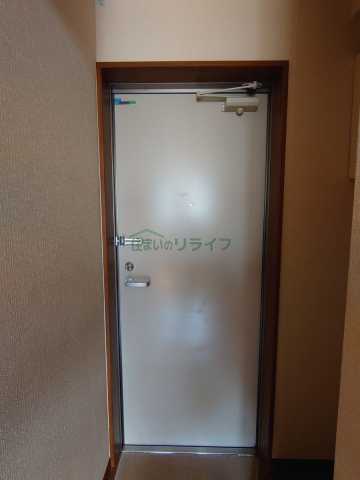 玄関　アーバンプレイス東新宿II　A棟