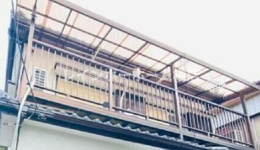 バルコニー　外からの目が気にならないバルコニーで洗濯物が干せます