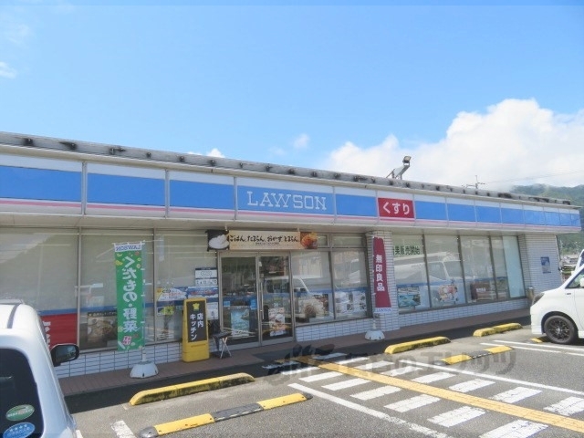 コンビニ　ローソン春日インター店（コンビニ）まで1100m