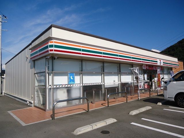コンビニ　セブンイレブン和佐関戸店様（コンビニ）まで750m