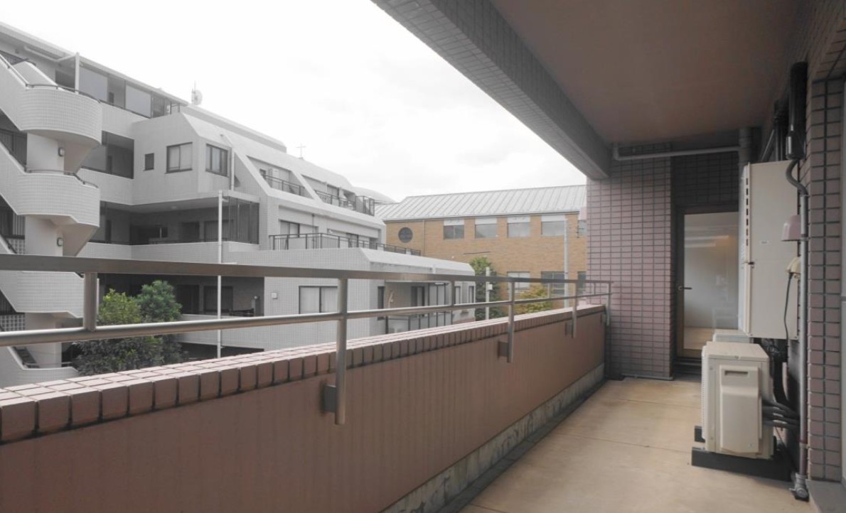 バルコニー　※他部屋、参考写真※