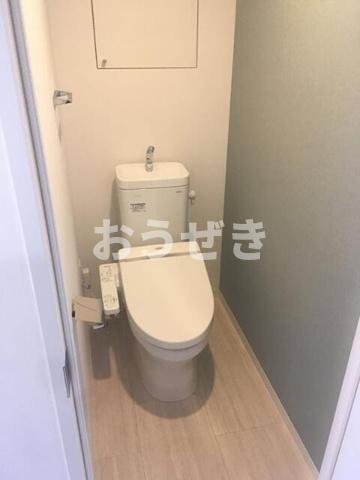 トイレ　※同仕様参考写真