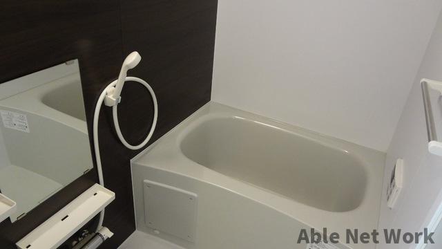 バス・シャワールーム　追い焚き機能付き
