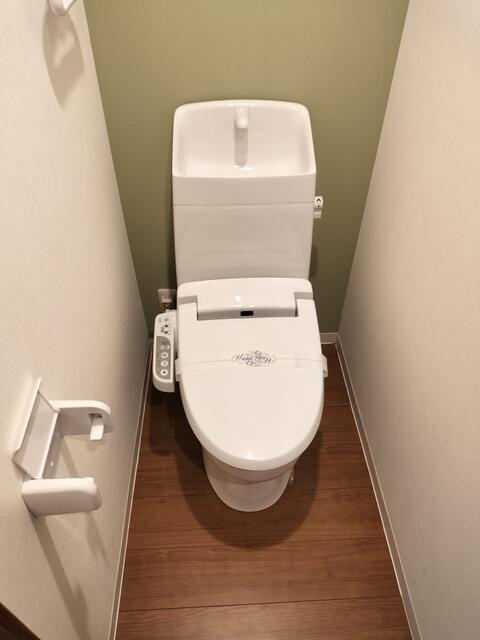 トイレ　トイレもきれいです