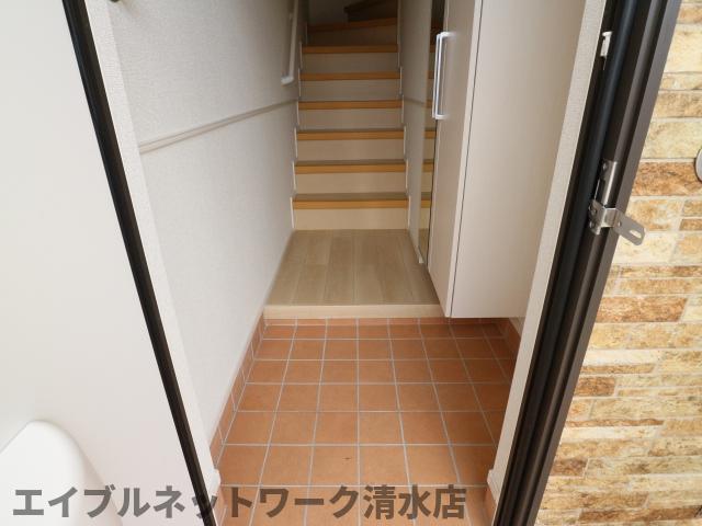 玄関　同物件同タイプ