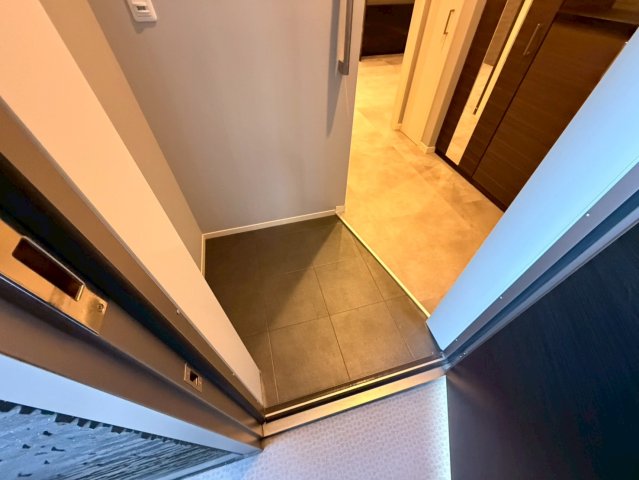玄関　素敵な玄関は毎朝あなたを元気に送りだしてくれますよ。