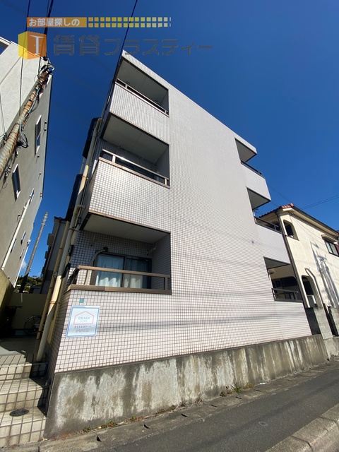 建物外観　シンプルなデザインが飽きを感じさません。