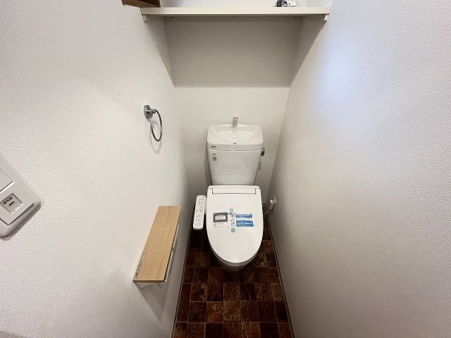 トイレ　コンパクトで使いやすいトイレです