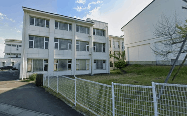 小学校　取手市立高井小学校（小学校）まで671m