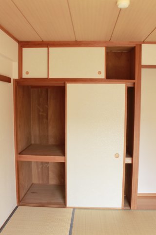 収納　別のお部屋の写真です