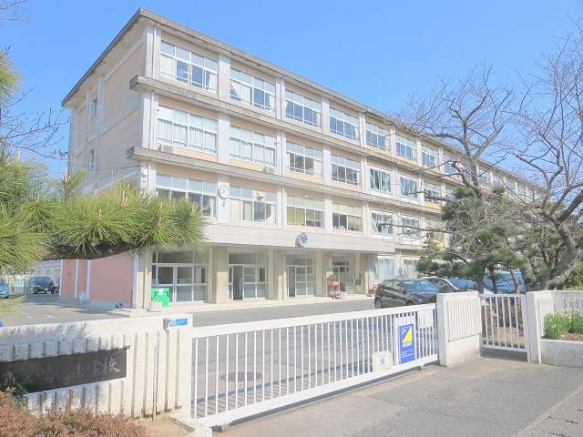 小学校　鴨江小学校（小学校）まで691m