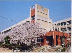 小学校　姫路市立　増位小学校（小学校）まで1328m