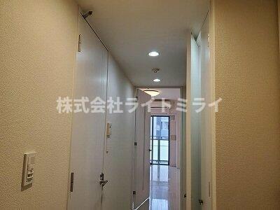 玄関　?