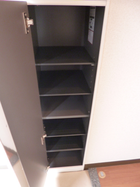 玄関　他号室参考写真