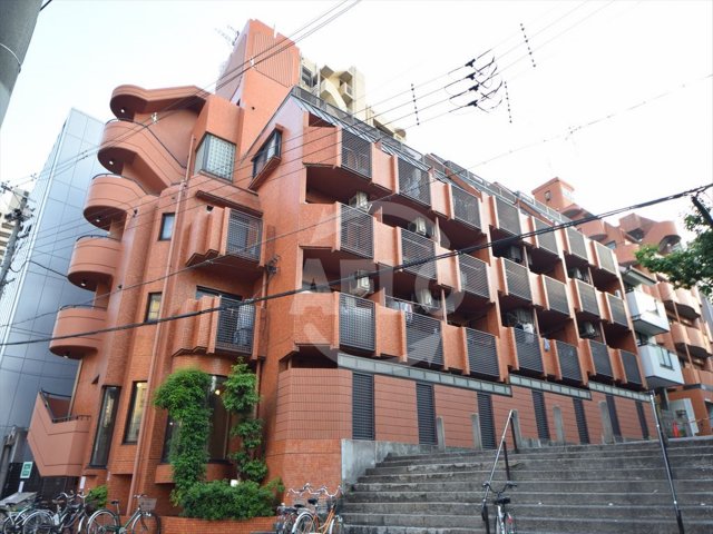 建物外観　アーク上町台II番館　外観