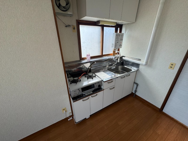 キッチン　キッチンはスペースも広々していて使いやすそうですよ！