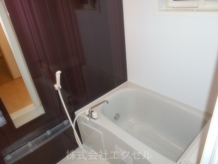 バス・シャワールーム　追い焚き・浴室乾燥できます。