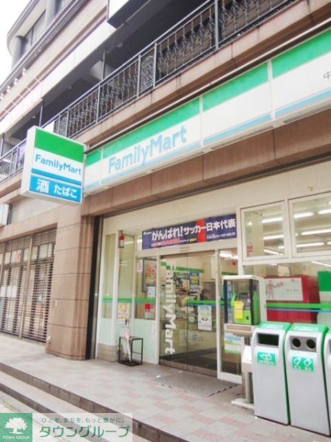 コンビニ　ファミリーマートサンズすみれが丘南店（コンビニ）まで100m