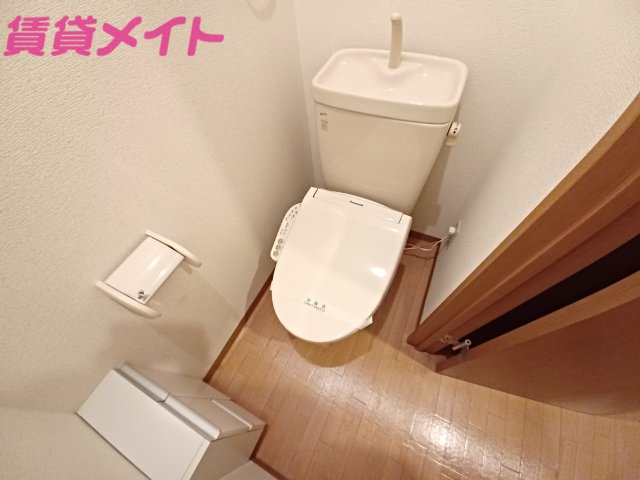 トイレ　別部屋画像参考