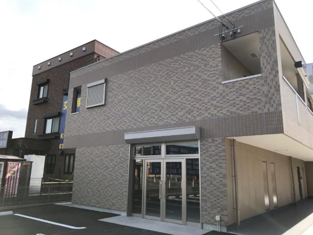 建物外観　外観写真（昼）