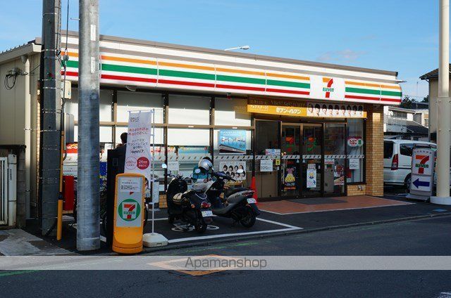 コンビニ　セブンイレブン（コンビニ）まで286m