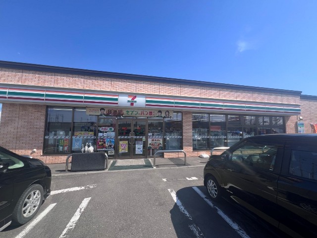 コンビニ　セブンイレブン恵庭恵み野里美店（コンビニ）まで416m