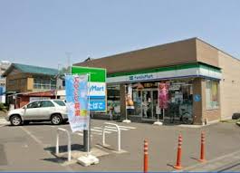 コンビニ　ファミリーマート 世田谷若林一丁目店（コンビニ）まで323m