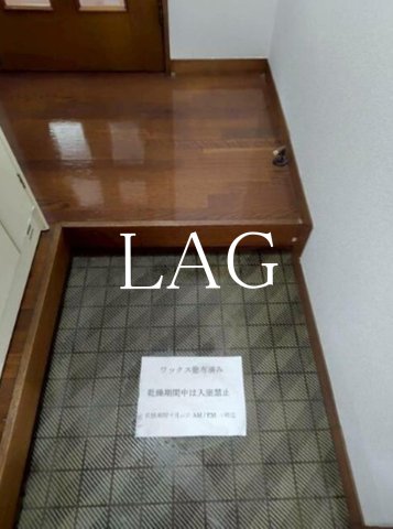 玄関　玄関です。
