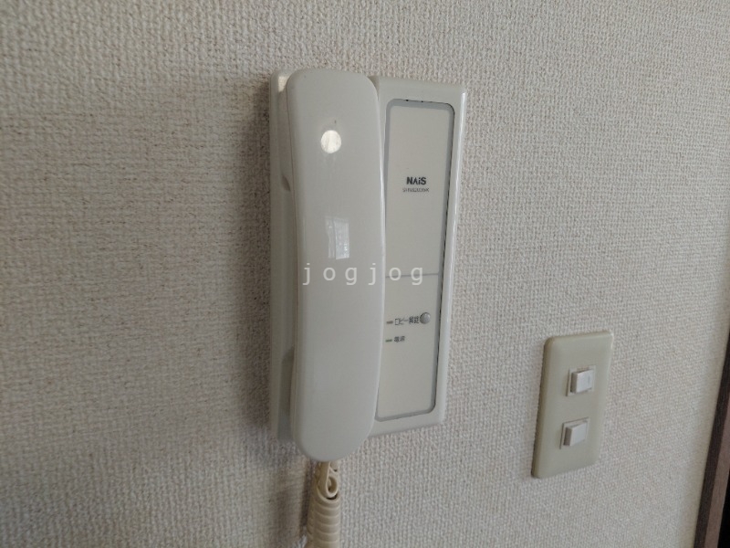 セキュリティ　受話器付きで安心です